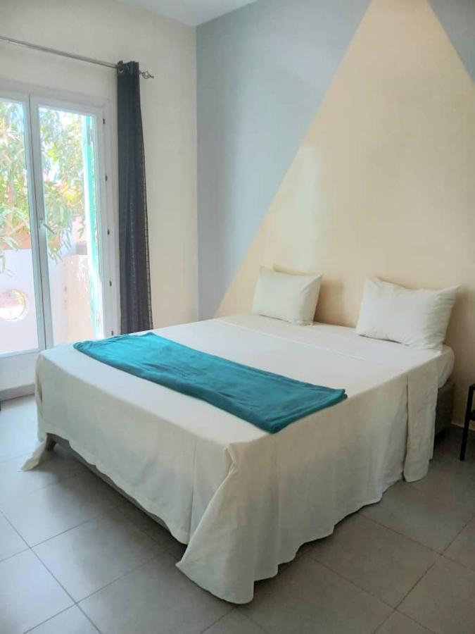 טובב דיאלו Residence Marie France Mendy מראה חיצוני תמונה