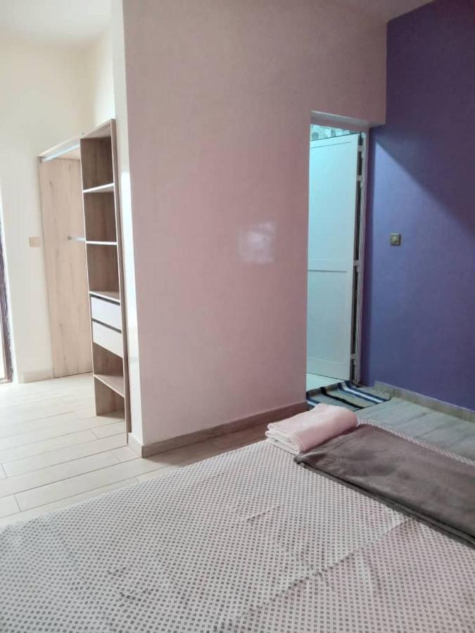 טובב דיאלו Residence Marie France Mendy מראה חיצוני תמונה
