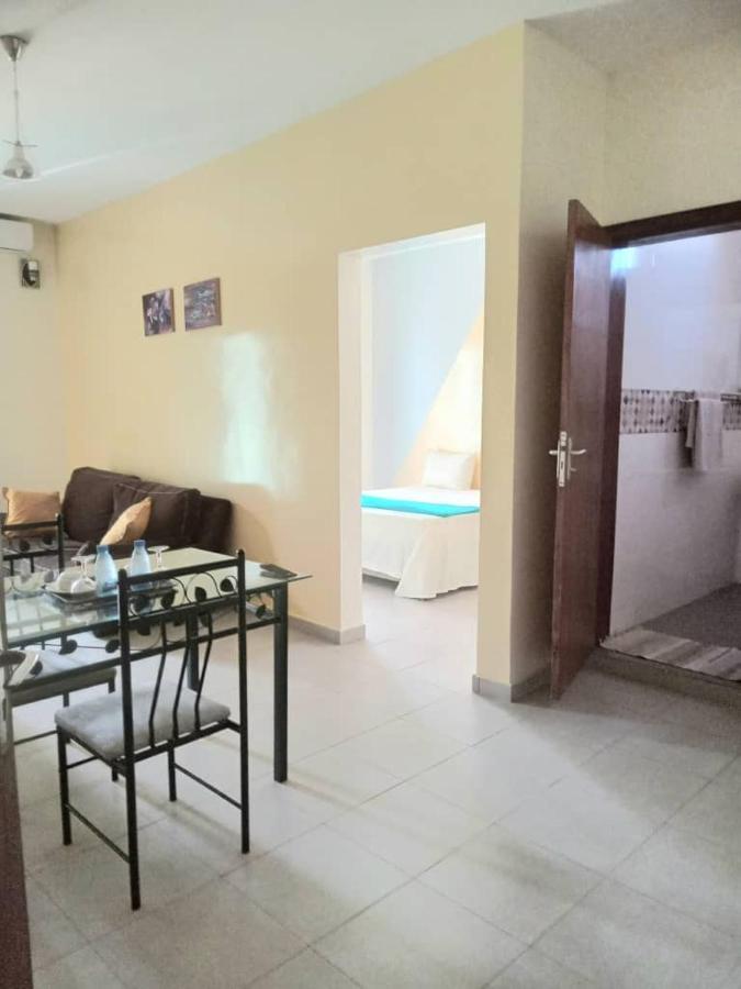 טובב דיאלו Residence Marie France Mendy מראה חיצוני תמונה