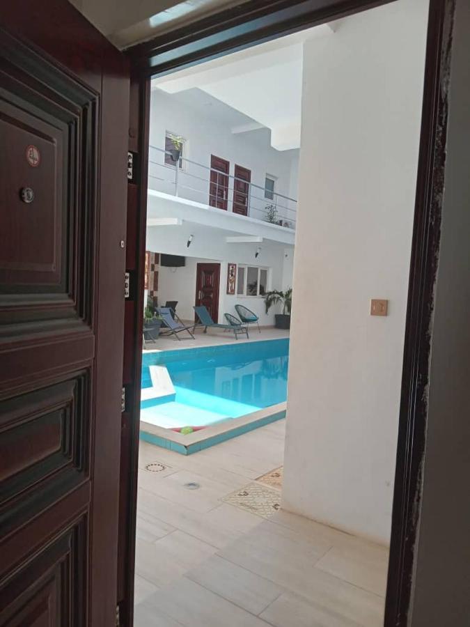 טובב דיאלו Residence Marie France Mendy מראה חיצוני תמונה