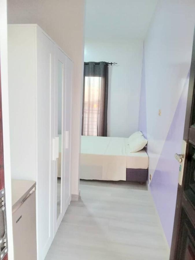 טובב דיאלו Residence Marie France Mendy מראה חיצוני תמונה