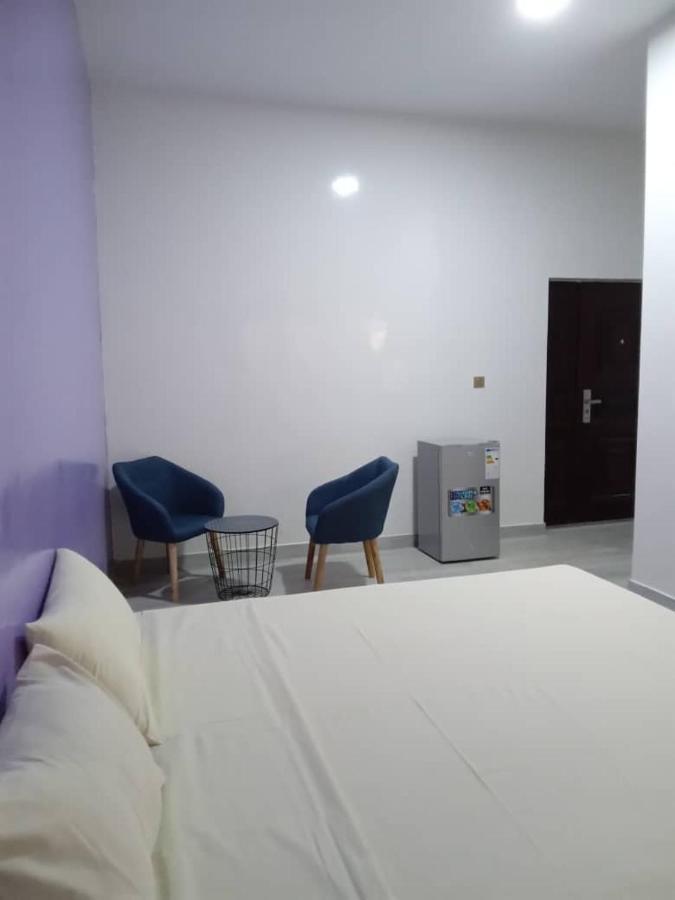 טובב דיאלו Residence Marie France Mendy מראה חיצוני תמונה